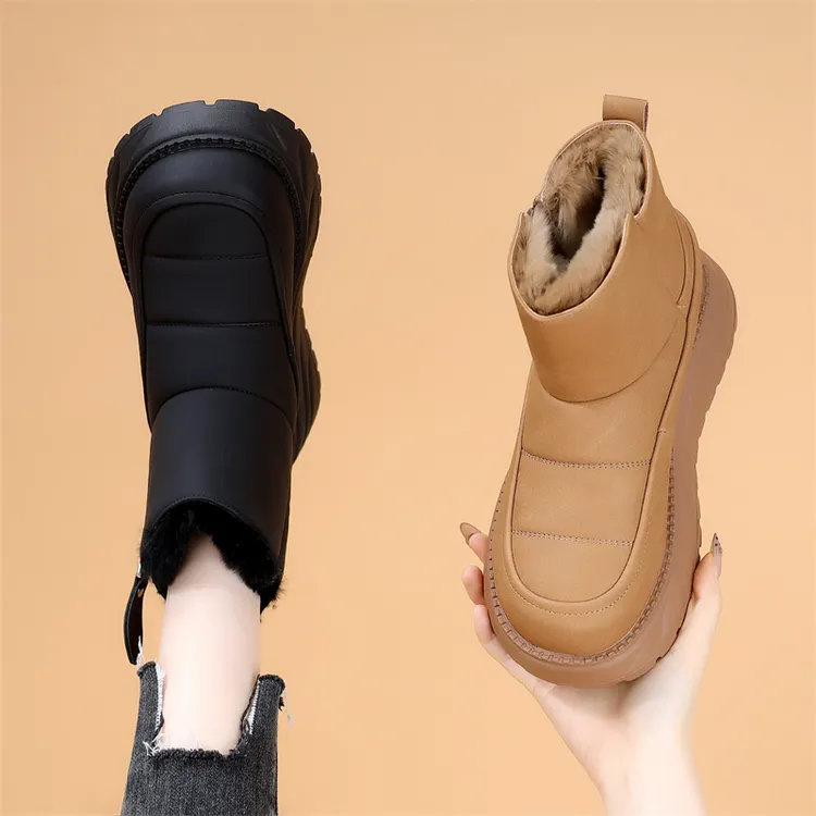 厚底雪地靴女2024冬季新款加绒加厚轻便时尚短靴东北抗寒防滑棉靴
