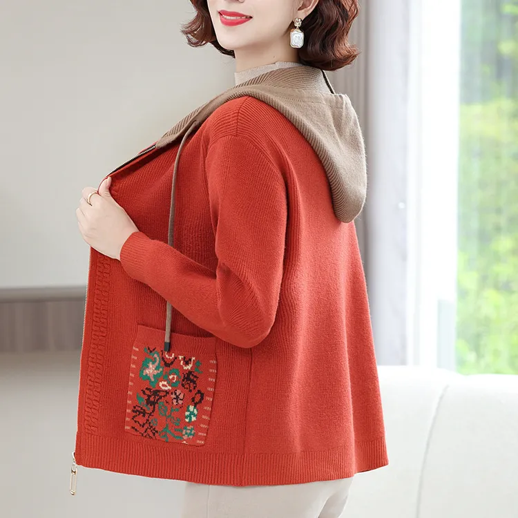 2024新款中年妈妈秋冬装加绒外套洋气连帽上衣女宽松大码针织开衫