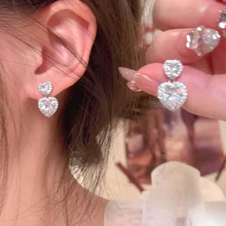 合金耳饰  A15-4023精致锆石爱心耳环女韩国新款百搭气质桃心耳钉