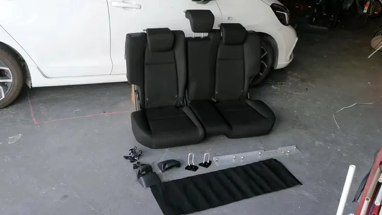 适用于本田三代四代飞度来福酱后排魔术座椅