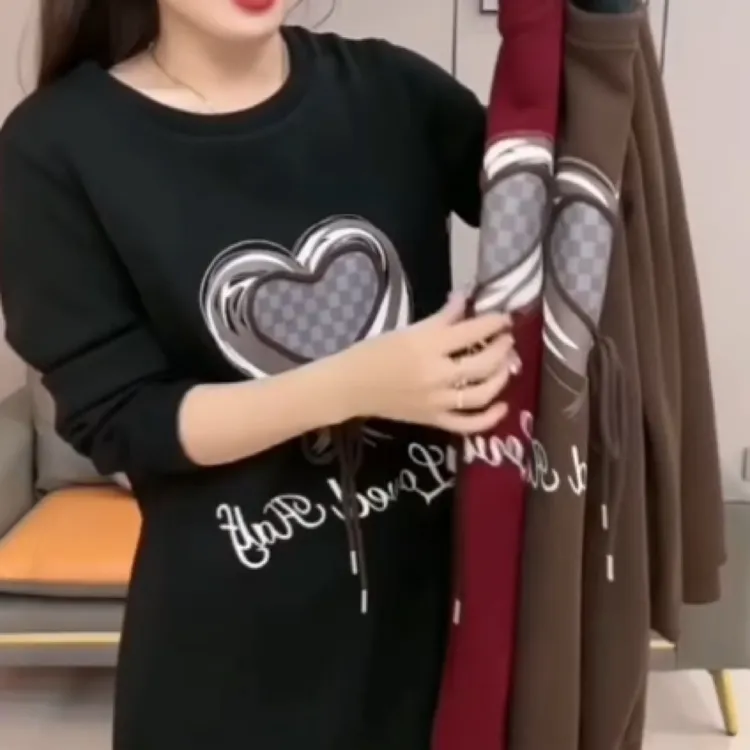 新款加绒爱心卫衣女款显瘦百搭中长款卫衣加绒