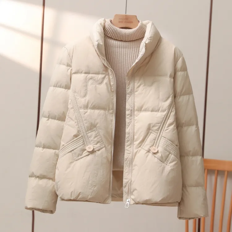 白鸭绒羽绒服女短款2025年冬季新款时尚气质小个子显瘦保暖外套潮