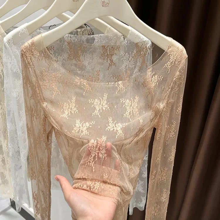 高级感咖色上衣女春季新款蕾丝打底衫洋气大圆领高档修身长袖纱衣