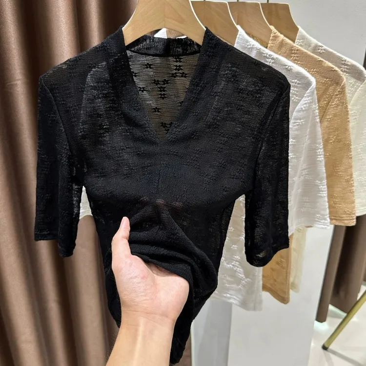 黑色V领打底衫秋季新款防晒蕾丝衫微透镂空内搭薄款长袖修身上衣