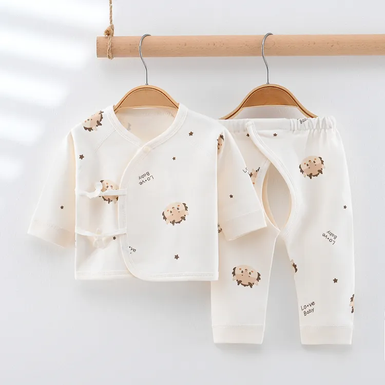 四季款0-6个月新生儿开档套装宝宝衣服100%纯棉A类无骨秋衣秋裤