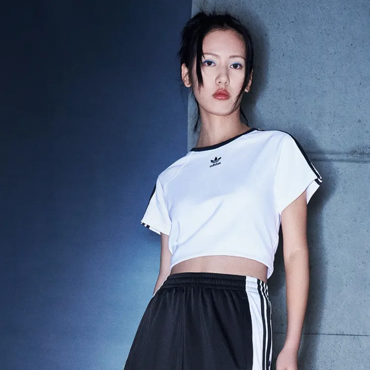 阿迪三叶草休闲时尚系列TEE SS女款T恤/短袖JC8704