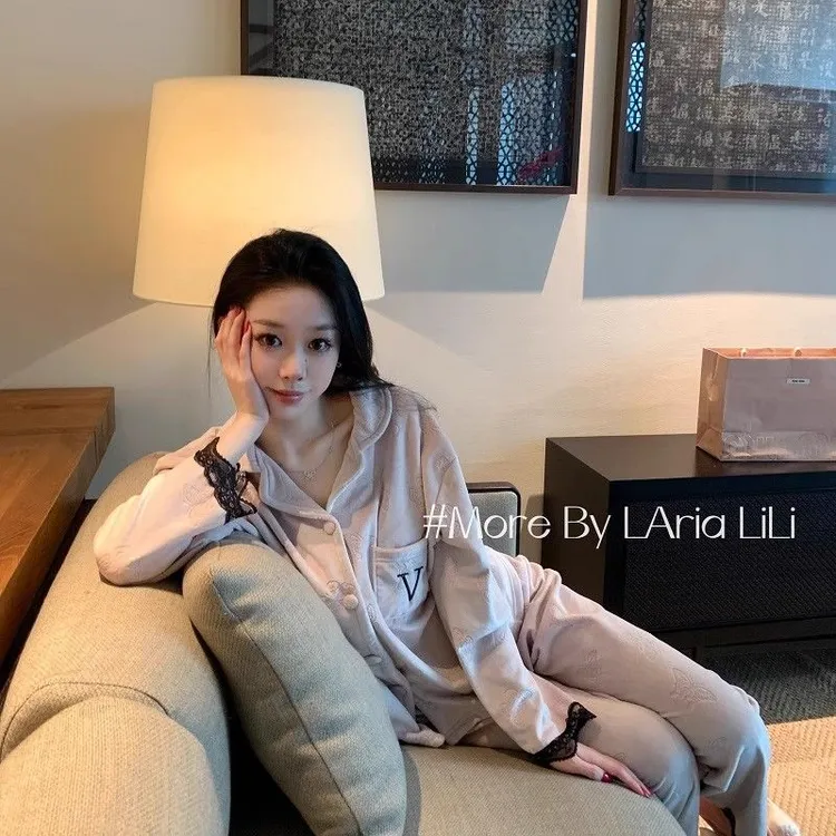 浪漫冬日海岛绒睡衣女高级感秋冬款2024新款秋冬季家居服套装