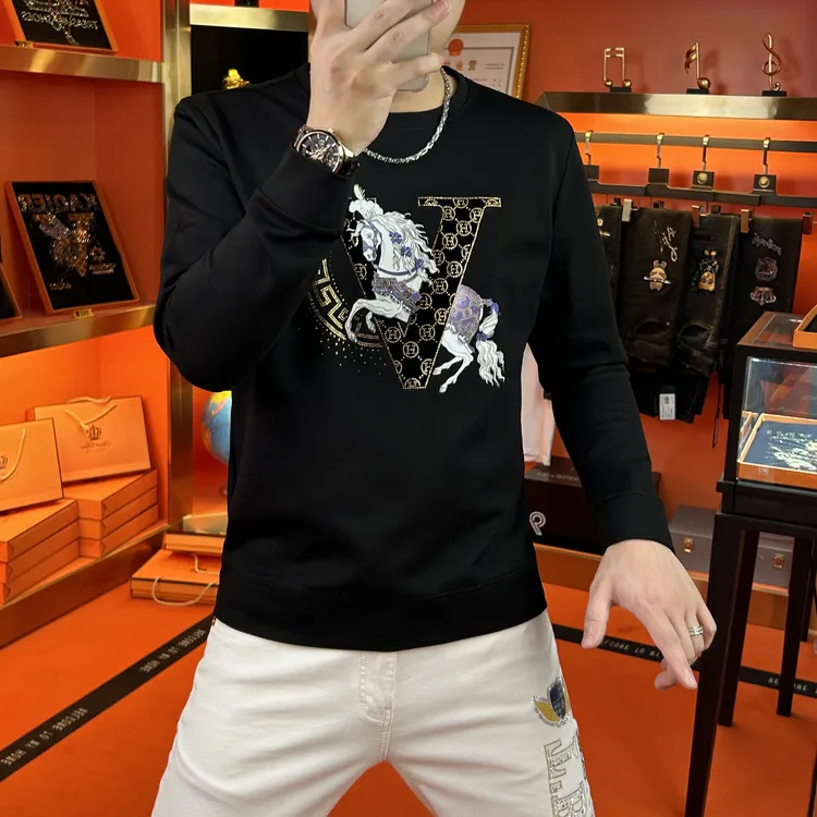 秋冬新款潮流时尚男士长袖卫衣休闲百搭马到成功修身男装圆领上衣