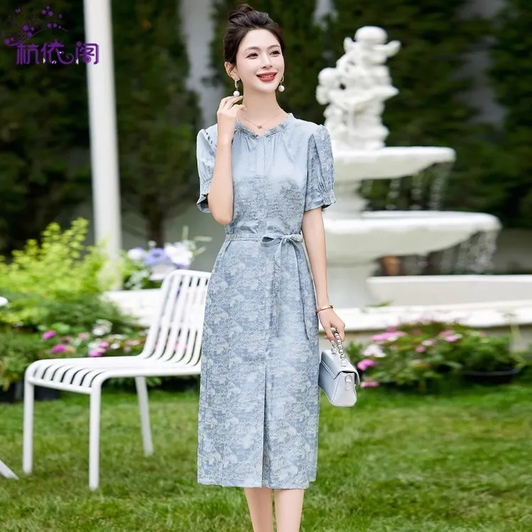 连衣裙2025新款女款夏季设计感气质名媛高端精致端庄大气碎花裙子