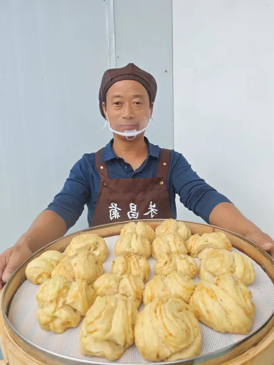 舒城特色点心狮子头