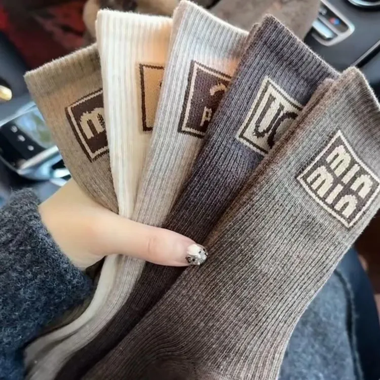 新款秋冬袜子配鲨鱼裤外穿高筒袜女士长筒堆堆袜网红外穿ins潮女