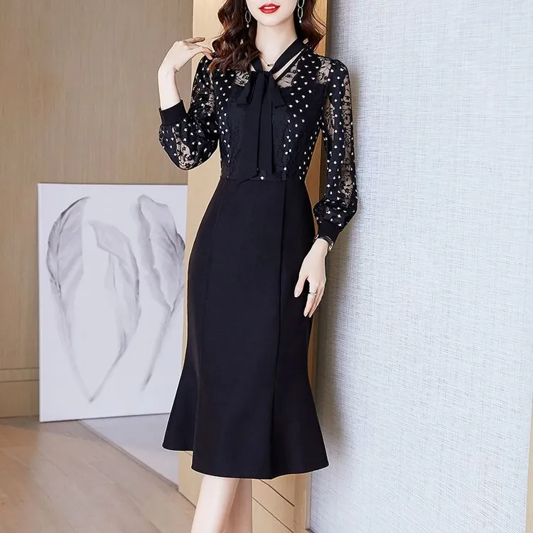 波点拼接黑色连衣裙女2025春秋新款修身气质女神范时尚蕾丝鱼尾裙