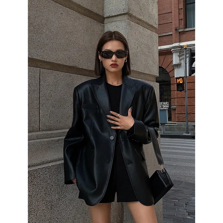 黑色PU皮衣西装外套女2023春季新款高级质感宽松小西服