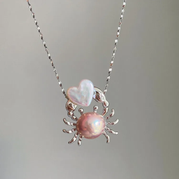 铜合金吊坠 可爱创意个性爱心白色螃蟹项链设计感甜美锁骨链女