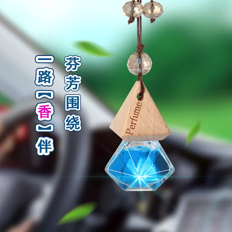 汽车香薰精油香水瓶车内装饰品持久淡香车内除异味汽车后视镜挂件