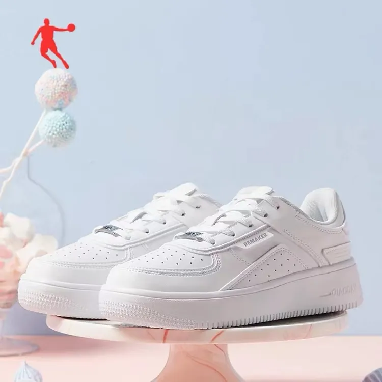 【告白】中国乔丹板鞋女2025秋冬运动低帮百搭小白鞋休闲运动鞋子