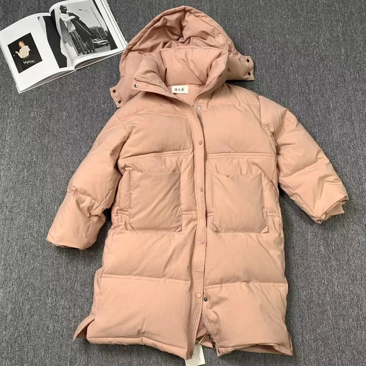7639余小鱼 粉色甜美保暖大口袋双拉链头长款连帽羽绒服女装
