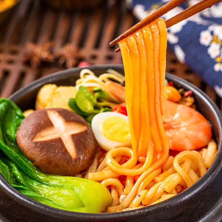 云南特产过桥米线300g*7方便食品麻辣米线带料包袋装微辣煮食好吃
