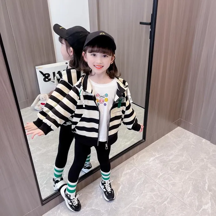 外套春秋款2024新款洋气儿童秋装条纹卫衣春秋连帽小女孩上衣