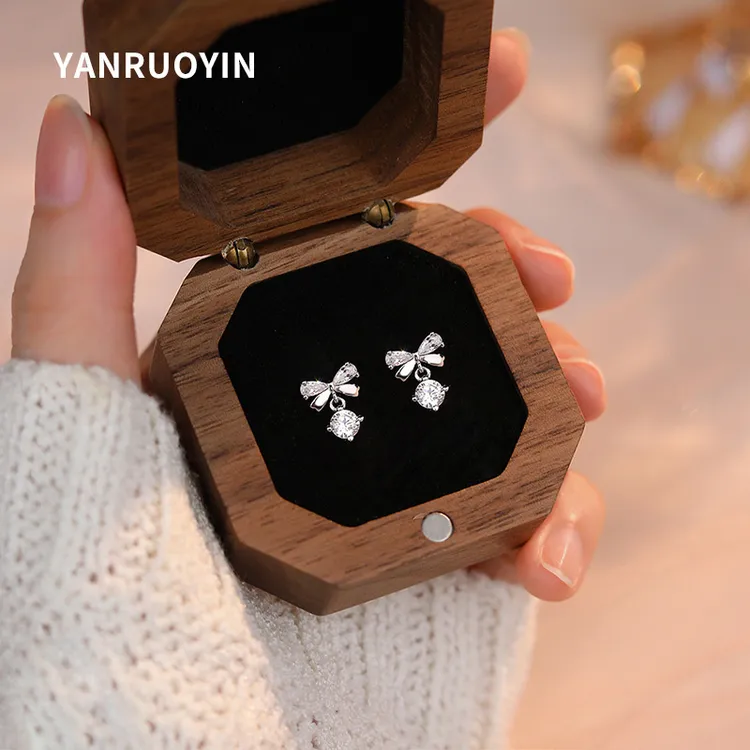 言若银 足银耳饰 999纯银蝴蝶结耳钉气质轻奢百搭免摘银耳饰ED324