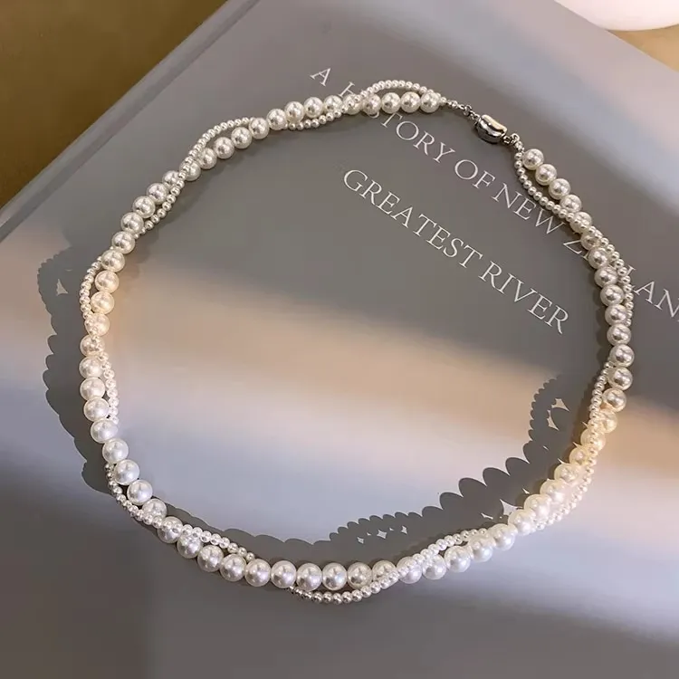 双层缠绕仿珍珠项链高级感配饰女2024新款爆款轻奢小众叠戴锁骨链