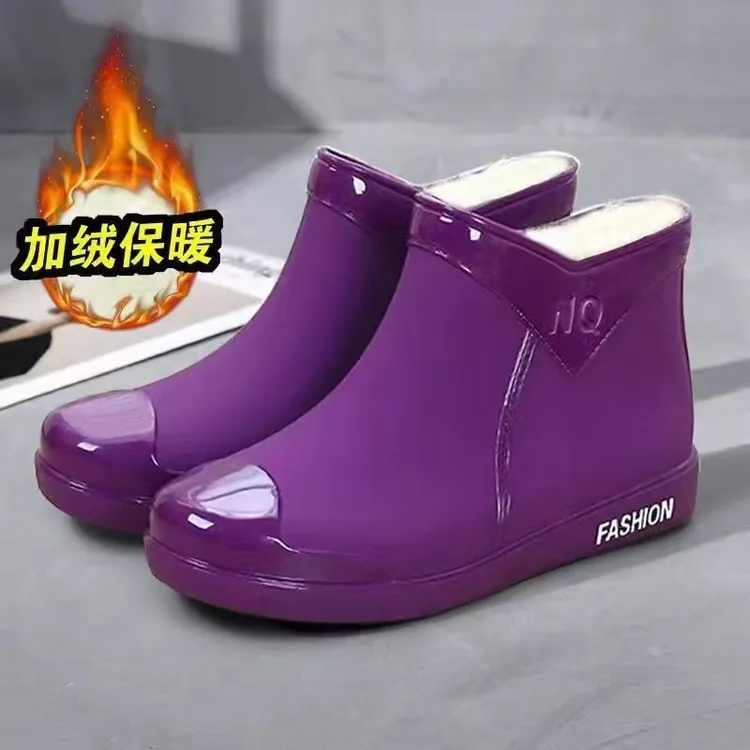 雨靴女短筒胶鞋四季通用保暖时尚雨鞋女士厨房工作防滑外穿防水鞋