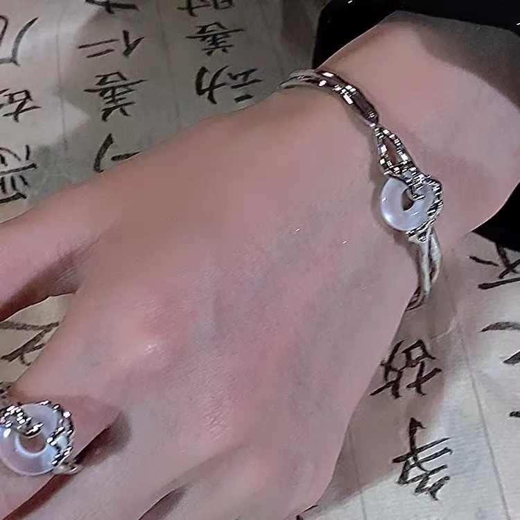 新中式手镯女ins风高级感清冷手串轻奢时尚百搭小众简约气质手链