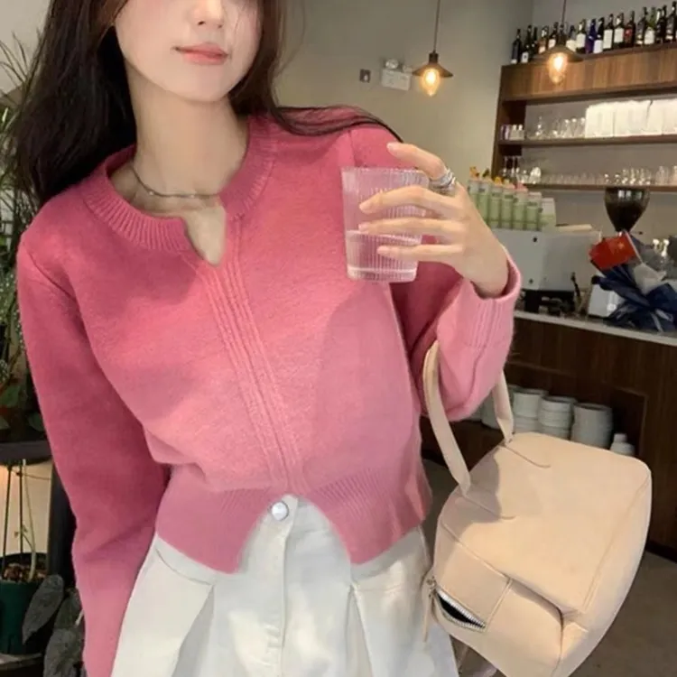 V领渐变针织毛衣2026新款长袖设计感显瘦百搭上衣女