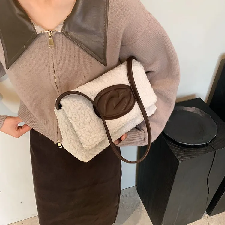 单肩包秋冬腋下小众简约毛绒法式洋气百搭小香风时尚气质