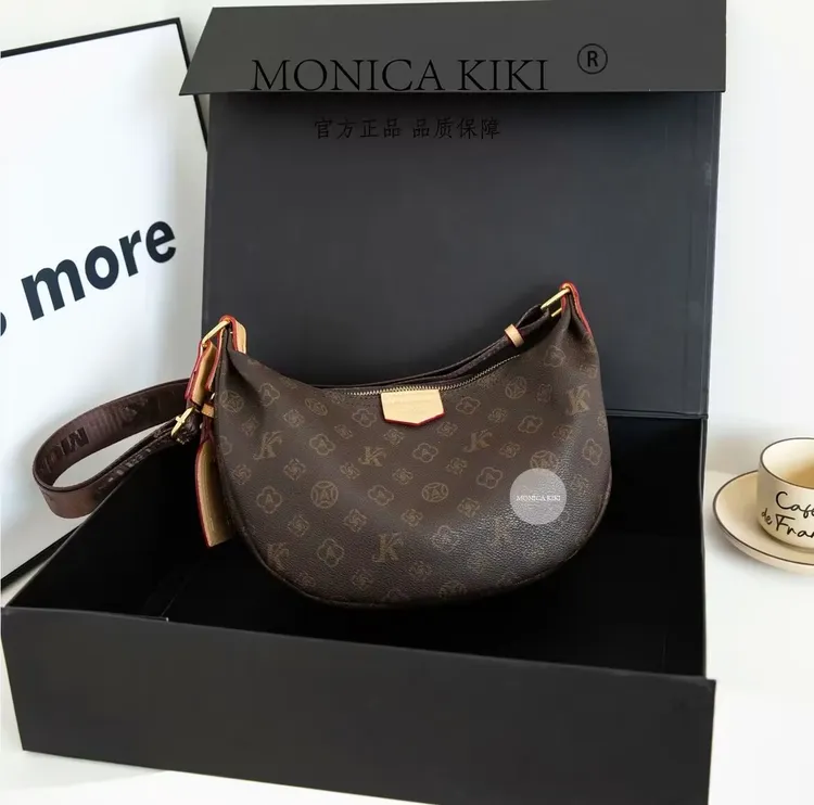 MONICA KIKI/莫妮卡奇奇【雅丹风】秋冬新款大容量单肩斜挎饺子包