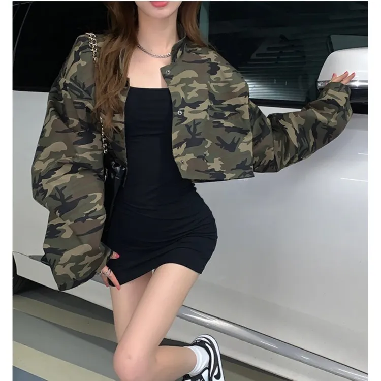 美式复古甜酷设计感迷彩外套女长袖宽松秋季军绿色短款夹克上衣女