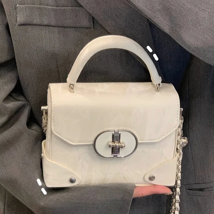小众少女包包2025新款手提包小香风菱格链条单肩斜挎包通勤盒子包