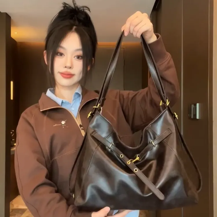 美拉德大容量包包女包2026新款秋季休闲百搭双肩背包女通勤托特包