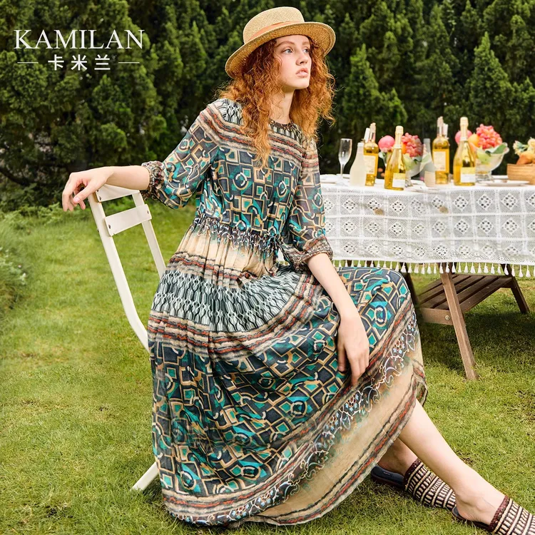 [100桑蚕丝]卡米兰度假真丝连衣裙2024新款女夏季中长款印花A字裙