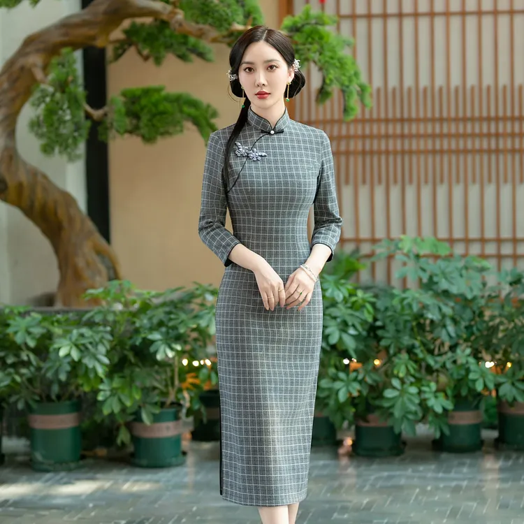 黑灰格子复古国风传统九分袖秋款曼丽绒改良长款日常气质改良旗袍