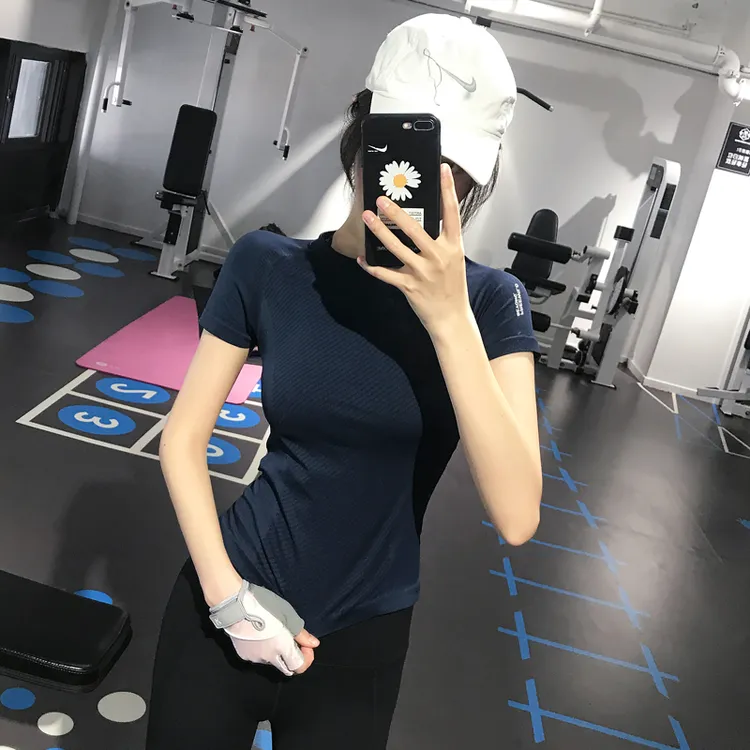 宋站运动上衣女跑步T恤显瘦健身服夏季薄款紧身圆领训练瑜伽短袖