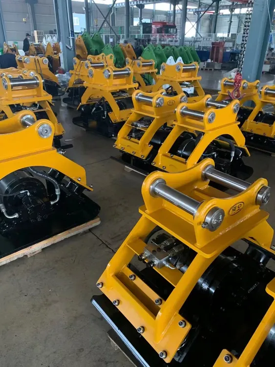 挖掘机液压夯土打夯机平板振动夯60夯实器路面强夯机挖机夯头大型