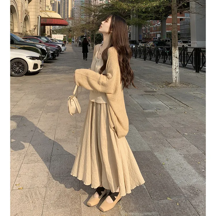 大码女装毛衣时尚洋气吊带上衣长袖开衫穿搭秋装显瘦半身裙秋装