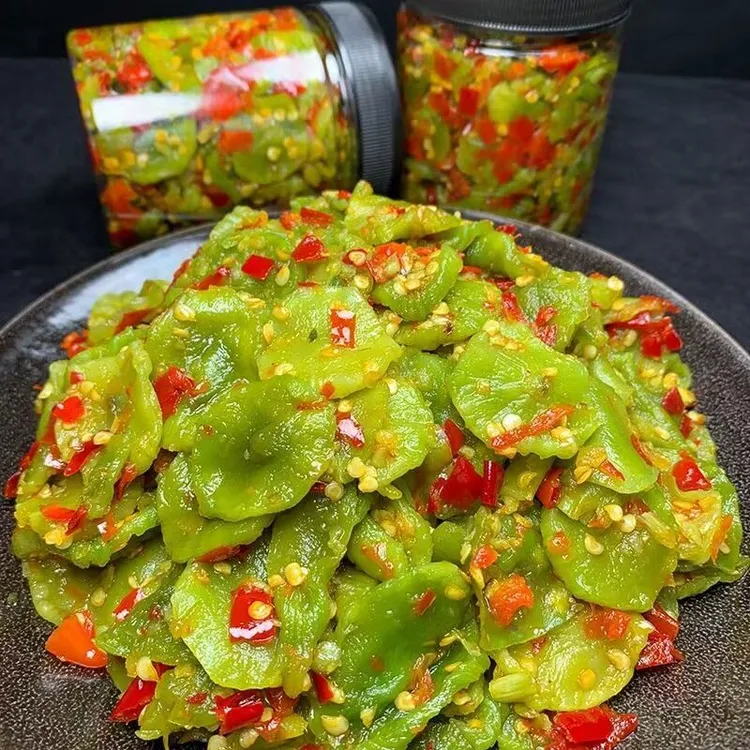 香辣莴笋片即食开味菜湖南特产下饭菜莴苣瓶装莴笋干清脆嘎嘣脆