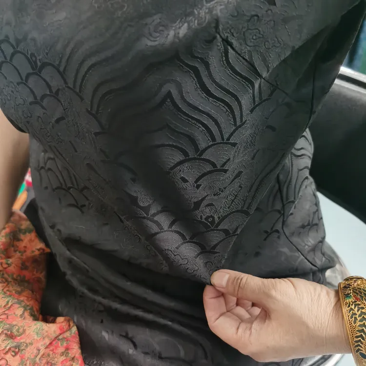 提花龙纹布料黑色尺码全