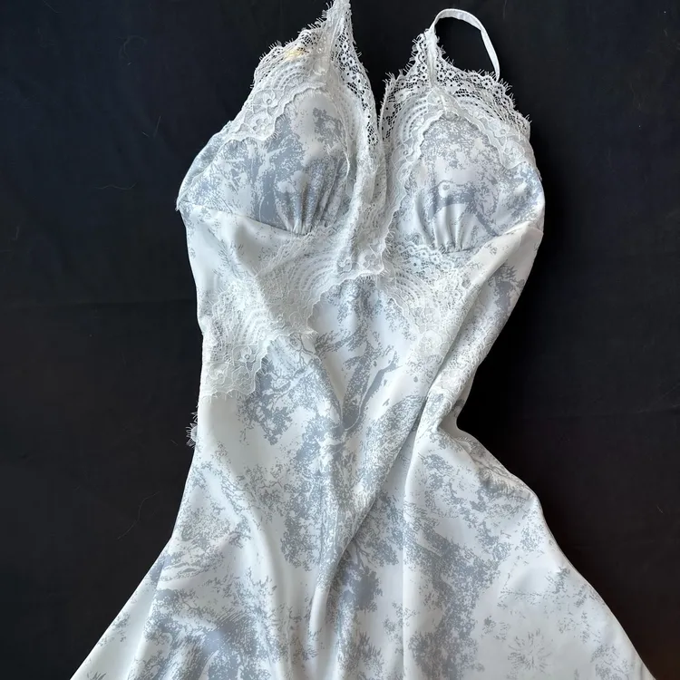 新款法式复古睡衣夏季性感印花蕾丝拼接印花吊带睡裙带胸垫显瘦