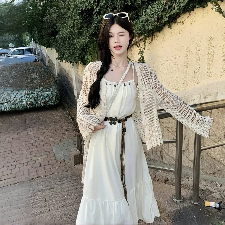 超仙宽松吊带连衣裙海边旅游度假长裙搭配蕾丝镂空防晒开衫5501