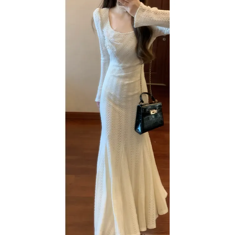 秋季杏白色加厚弹力蕾丝连衣裙修身鱼尾裙女神范气质长裙89247