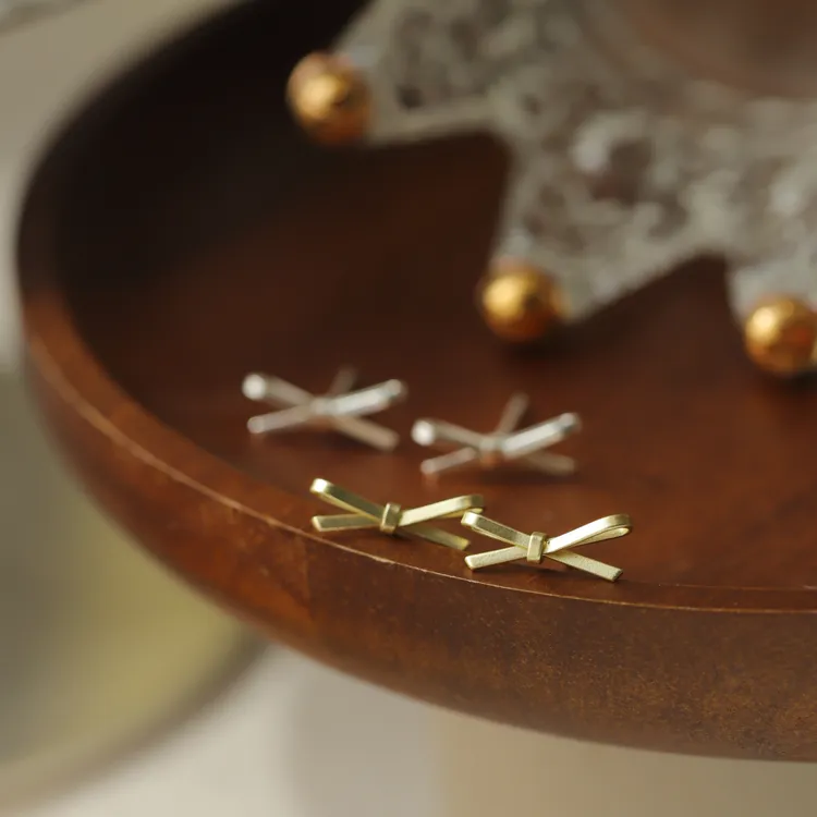 合金耳饰 韩版小巧蝴蝶结磨砂金色哑光迷你耳钉小众耳环简约甜美