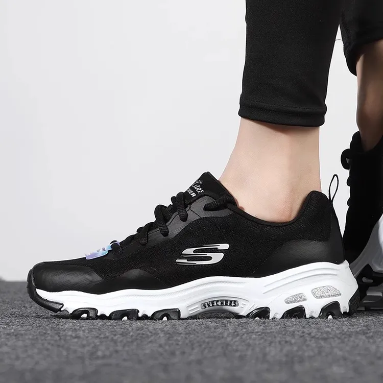 斯凯奇休闲鞋女士时尚舒适鞋熊猫鞋柔软运动鞋新896002