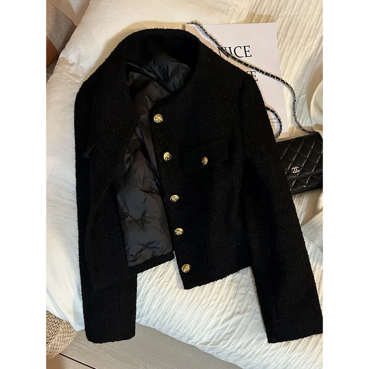 冬季小香风黑色经典洋气百搭减龄内里加厚白暖上衣气质感高端女装