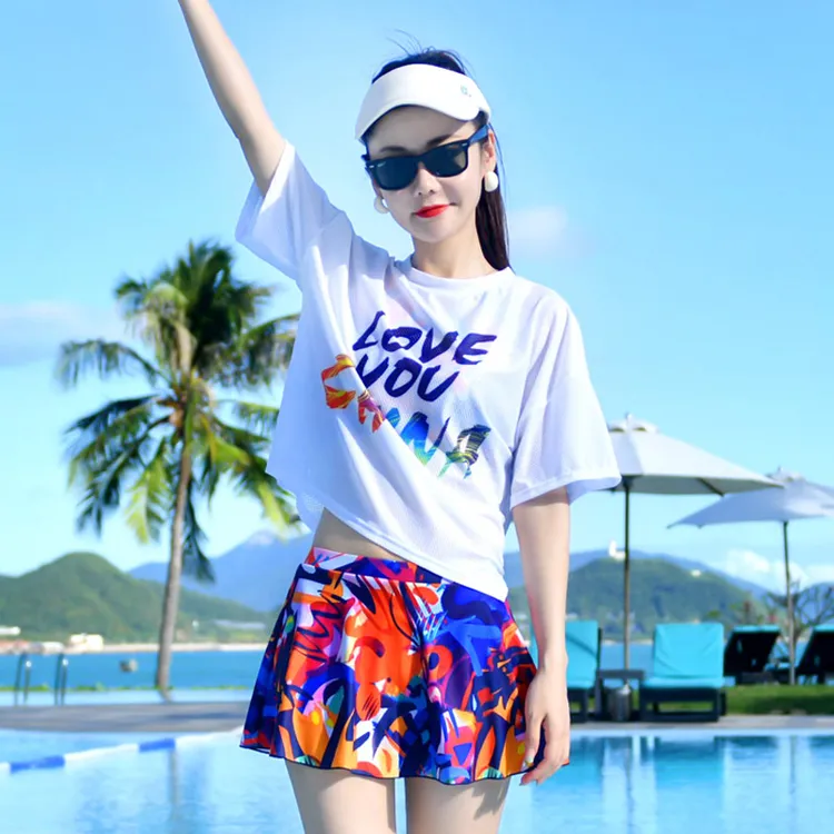 泳衣女款保守分体2025新款爆款泡温泉三件套大码胖mm显瘦游泳衣
