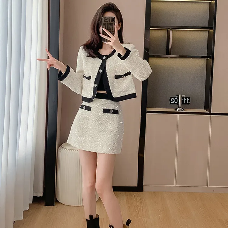气质小香风套装裙女春秋季时尚洋气减龄重工亮片外套配短裙两件套