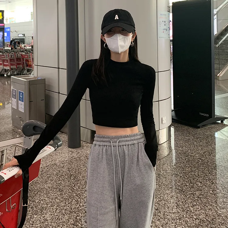 2025春秋纯色修身圆领打底衫小心机高级感短款露脐长袖内搭女上衣