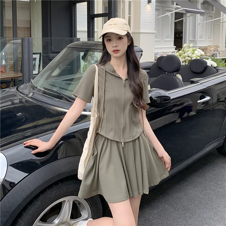 哺乳衣夏季外出休闲套装女夏装辣妈款显瘦遮肉宽松阔腿短裤两件套